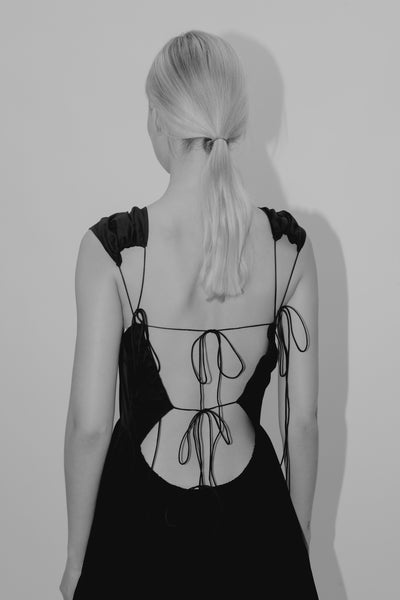 White Black Color Contrast DIY Wering Stretch Backless Long Gown - Karanube
