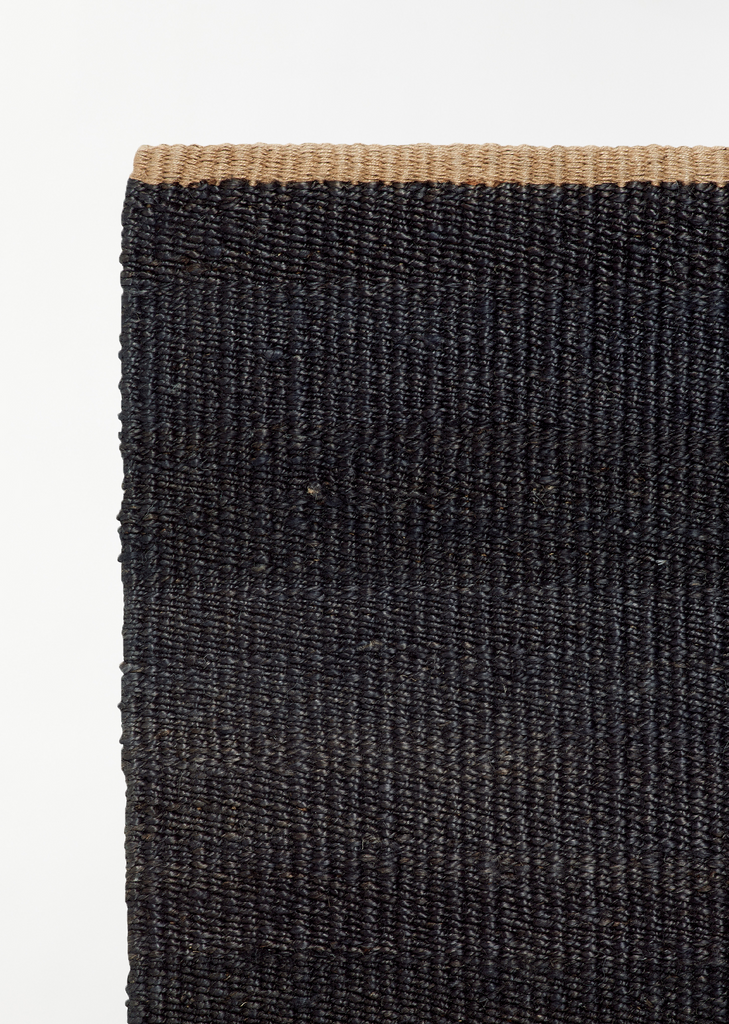 Nest Nook Entrance Mat - Charcoal 1'8" x4'7"