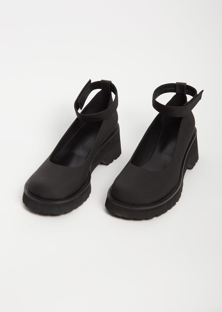 Round Toe Strap Shoes — Black
