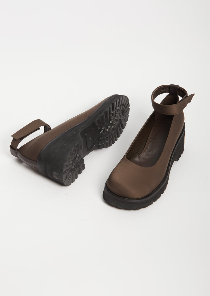 Round Toe Strap Shoes — Brown