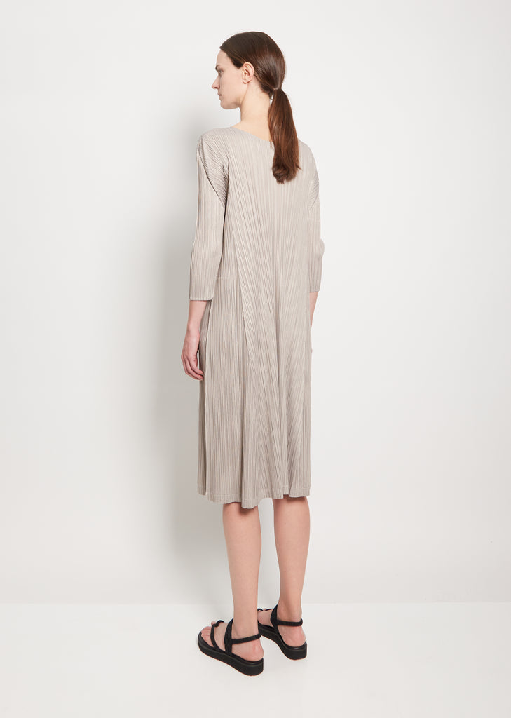 Mellow Pleats Dress