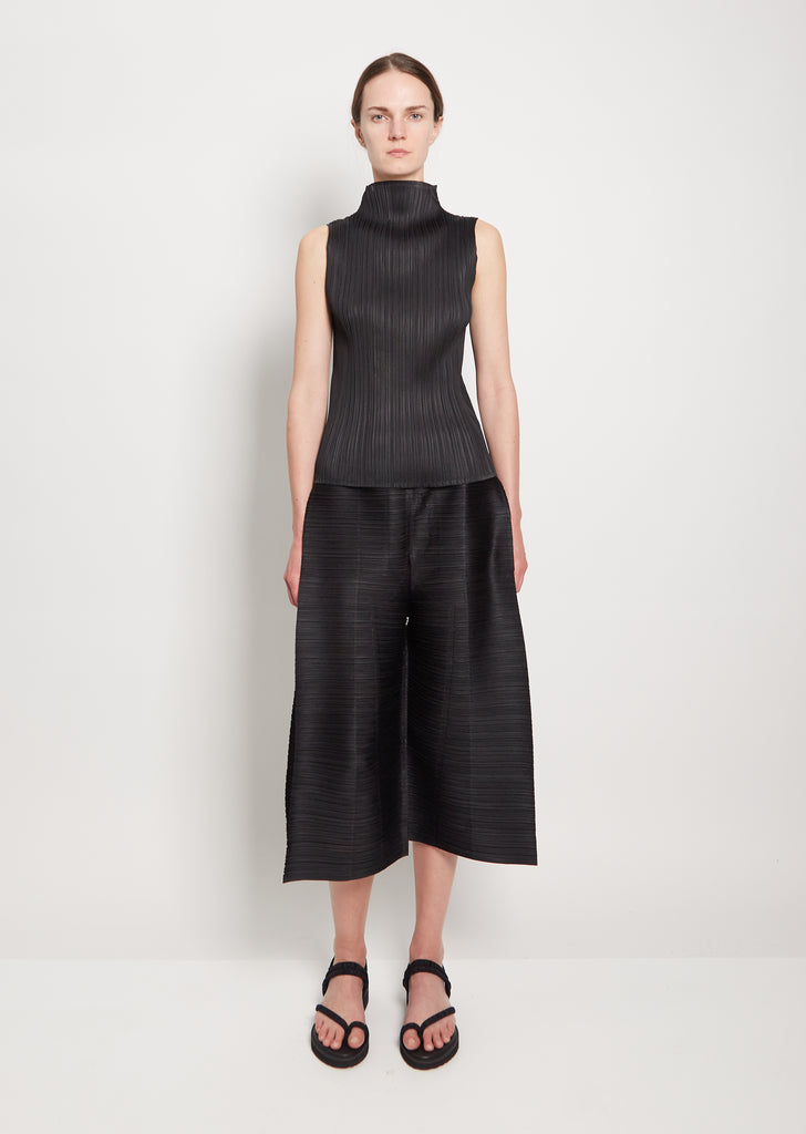 Basics Top — Black
