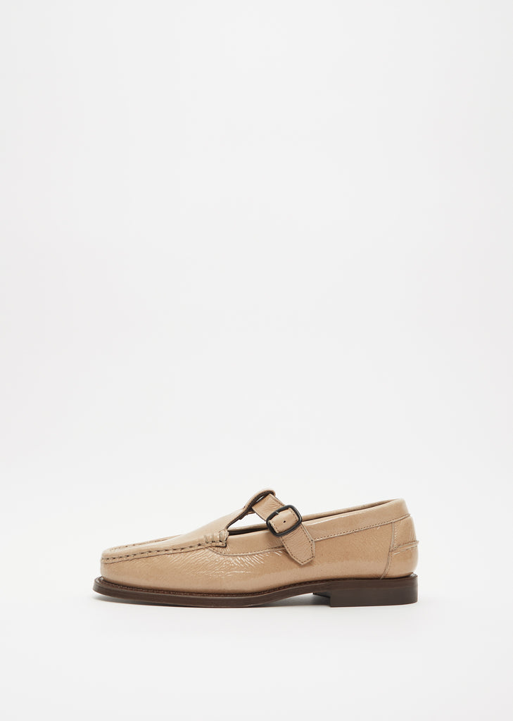 Alber Crinkled Glossy Loafer — Sand