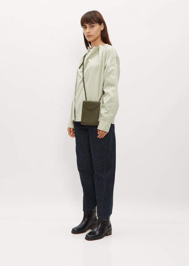 Envelope with Strap — Pesto