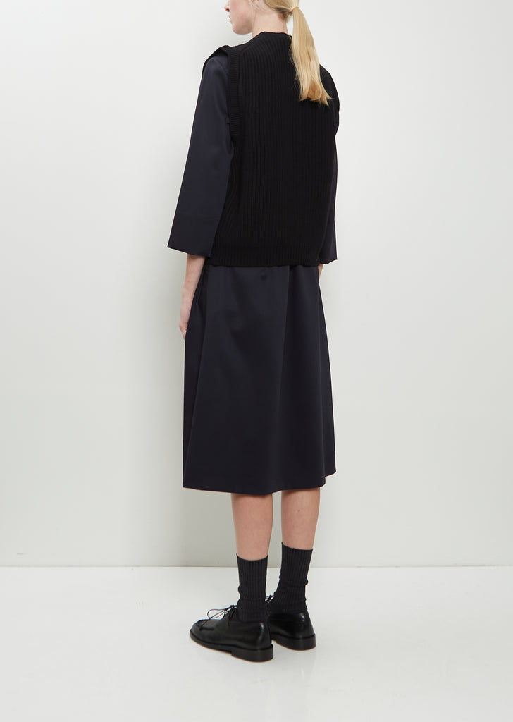 English Rib Pullover Merino Wool Vest — Black