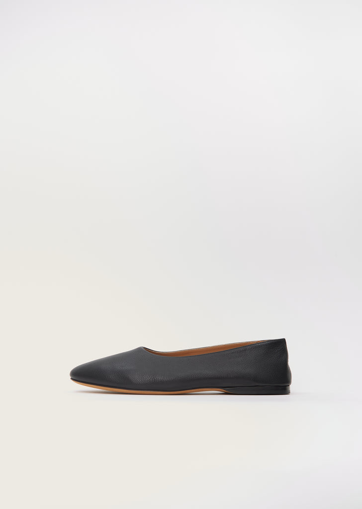 Awar Flat — Black