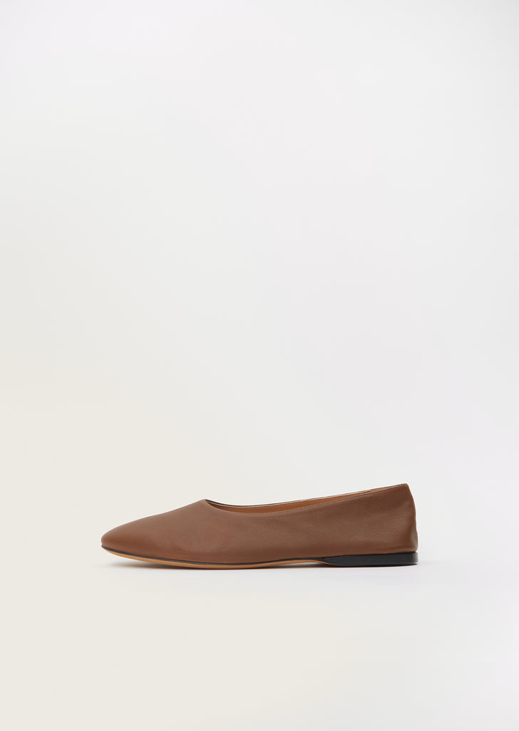Awar Flat — Mousse