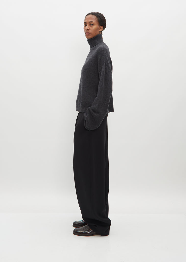 Alicia Cashmere Sweater — Dark Grey