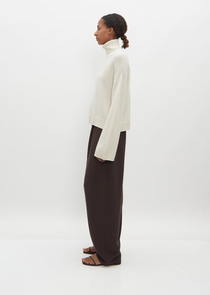 Alicia Cashmere Sweater — Off White – La Garçonne