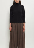 Cashmere Basic T-Neck Fitted Sweater — Black
