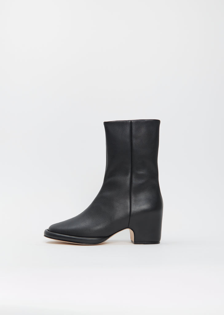 Arch Leather Boot