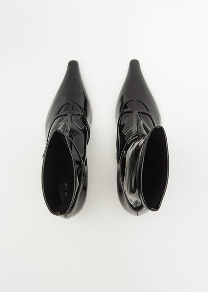 ショートブーツ・ブーティ The Row Cyd patent leather ankle boots Cyd patent leather ankle boots in black - The Row | Mytheresa