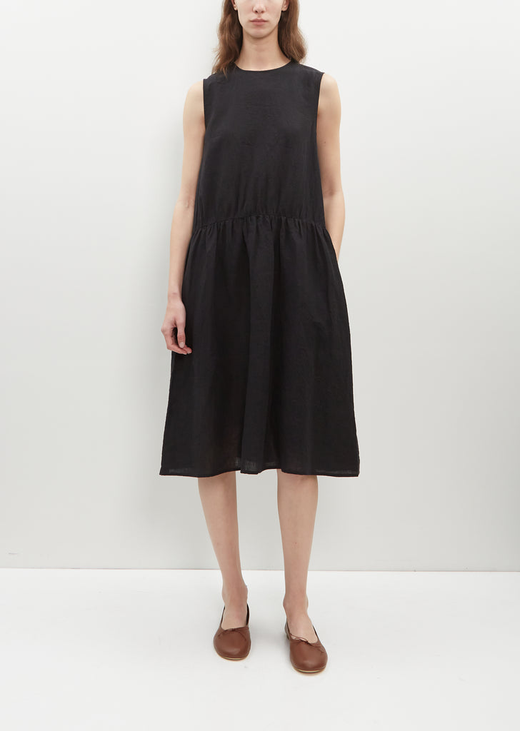 Linen Sleeveless Dress — Black