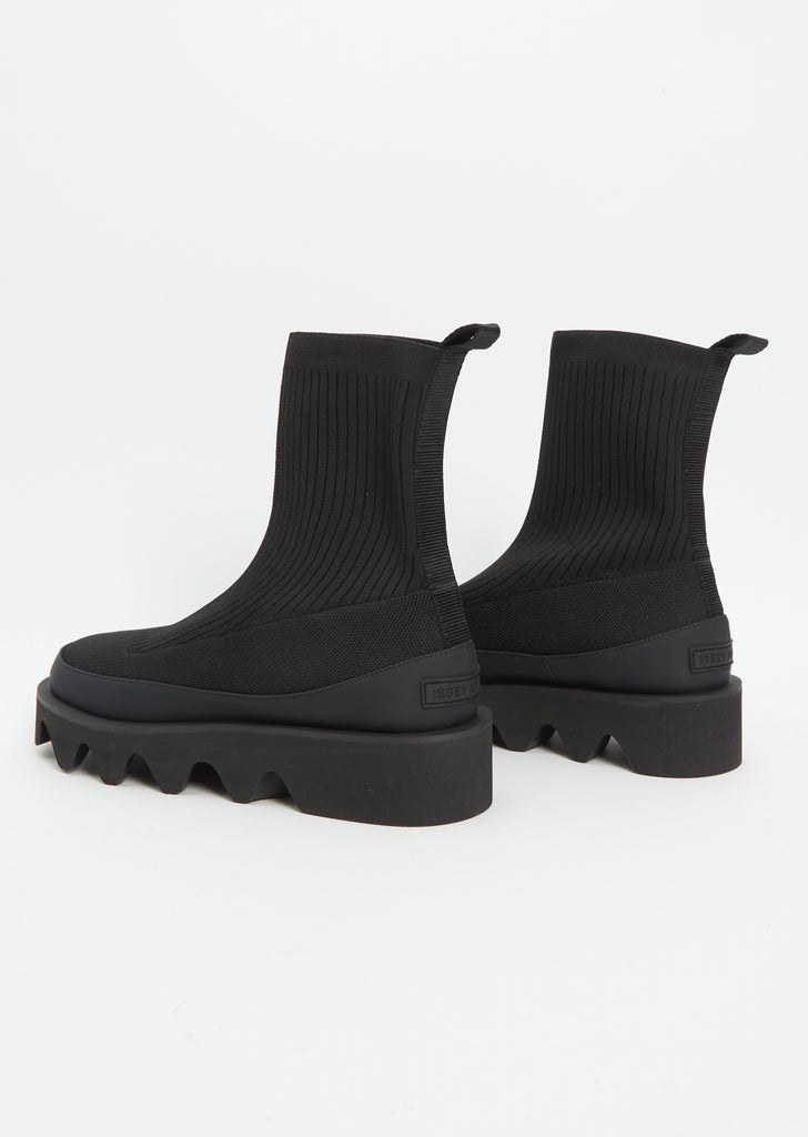 Bounce Fit Short Boot — Black