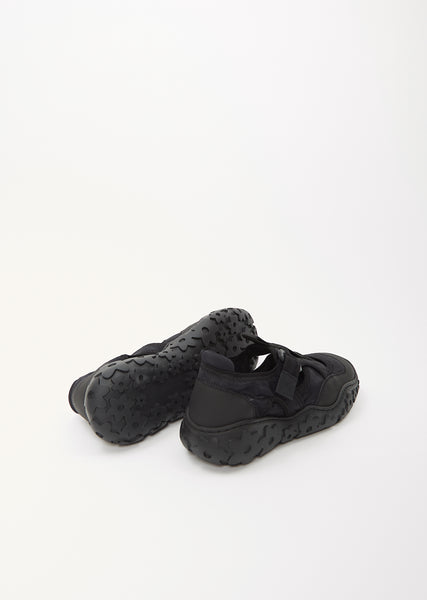 Nylon Aria Sneaker – La Garçonne