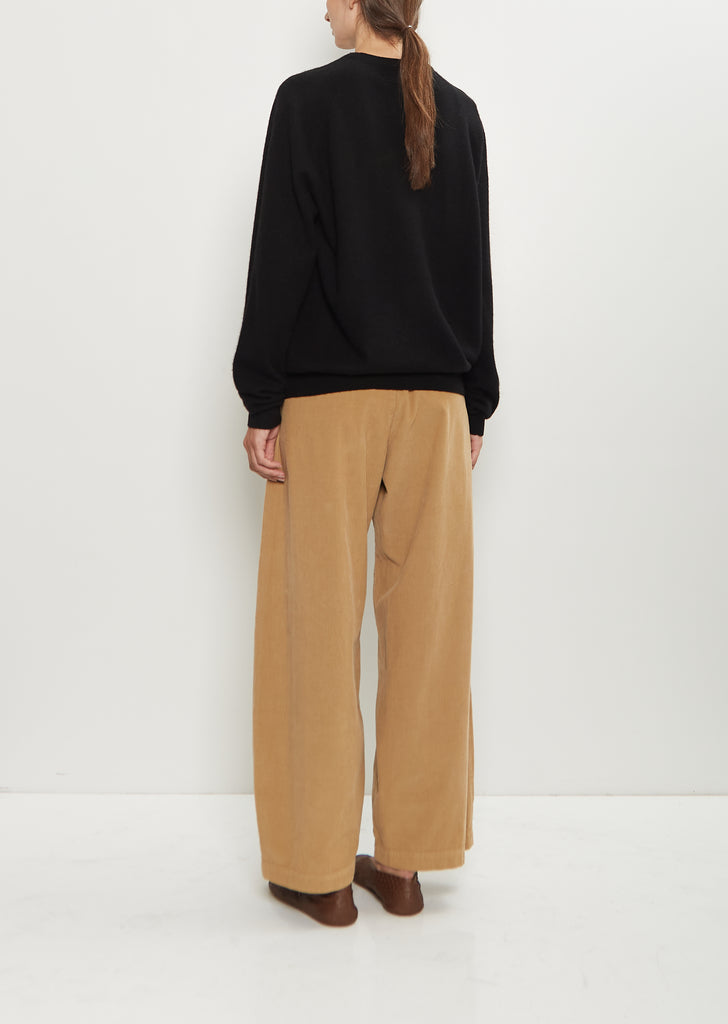 Cashmere BF R-Neck Sweater — Black