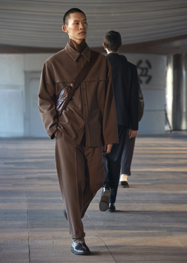 Large Croissant Bag — Roasted Pecan