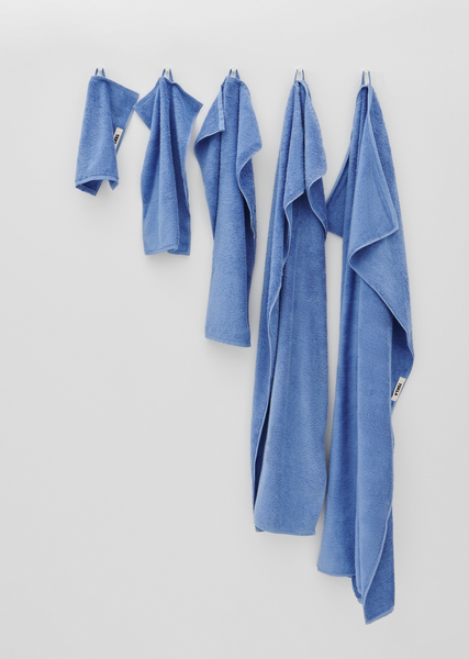 Bath Towel — Clear Blue – La Garçonne | Saunahandtücher
