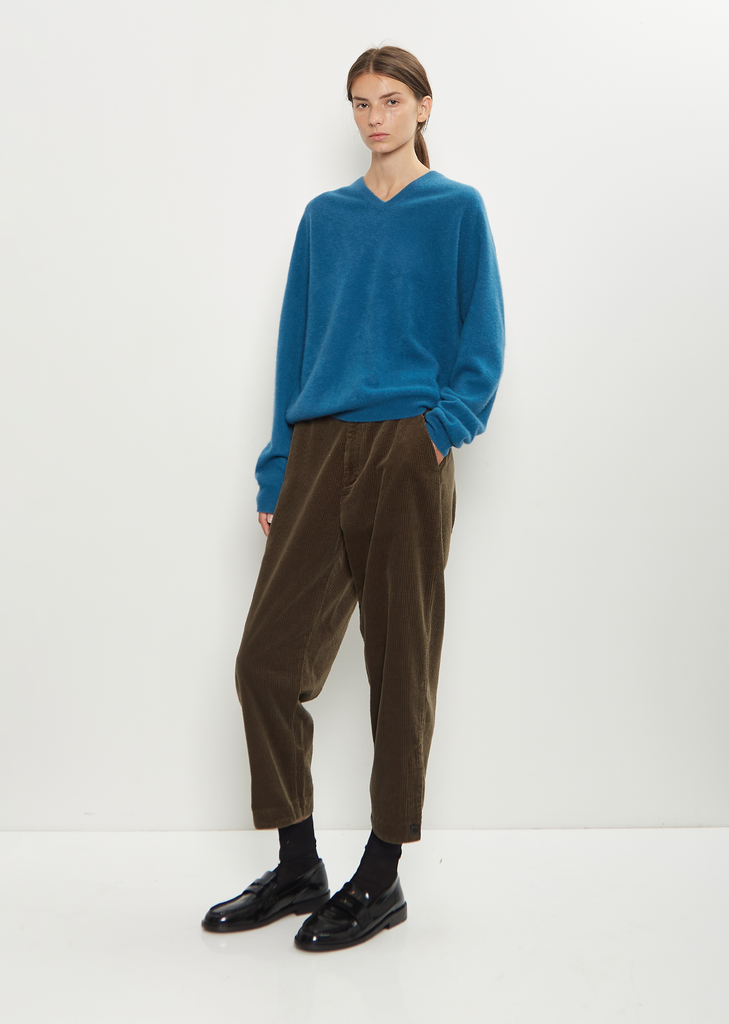 Cashmere BF V-Neck Sweater — Deep Blue