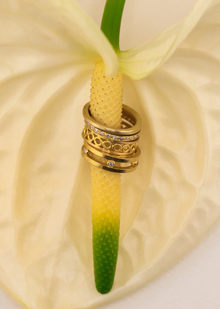 22k Minoan Band Ring