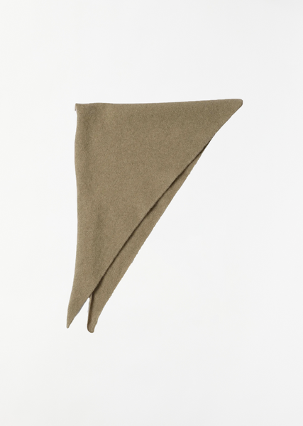 Margaret Howell｜SCARVES (MHL SCOUT SCARF - SPORTS RED ( Margaret Howell MHL Scout Scarf Lambswool Sports Red – Très Bien