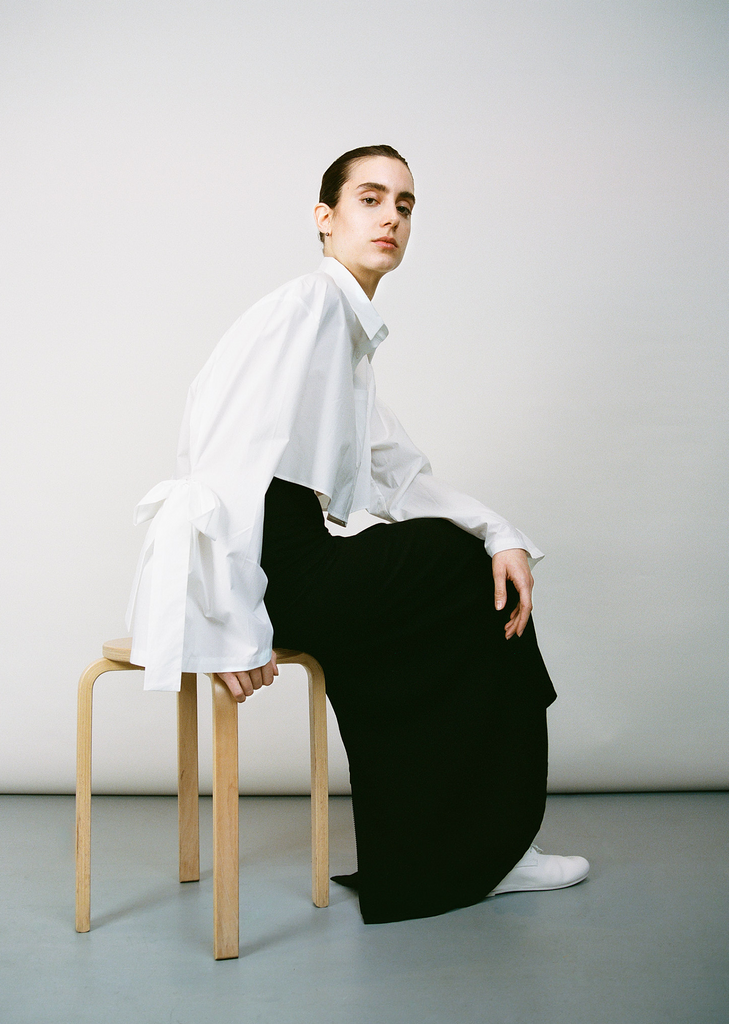 Back Zip Wool Skirt