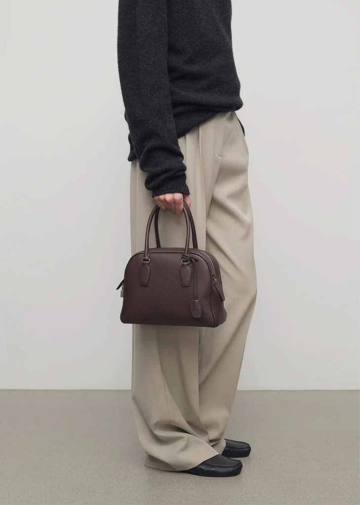 India 10.00 - Lux Grain Leather — Deep Brown