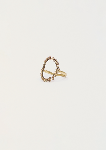 Bijoux Tsubu Oval Band Ring