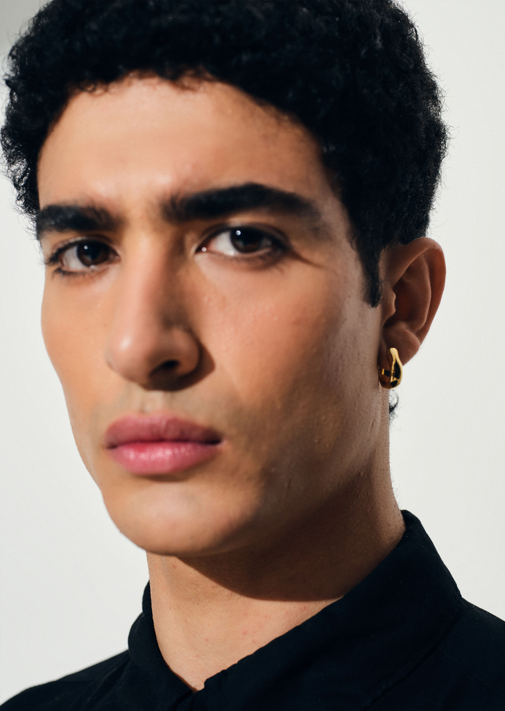 Oyster Hoops Small Gold