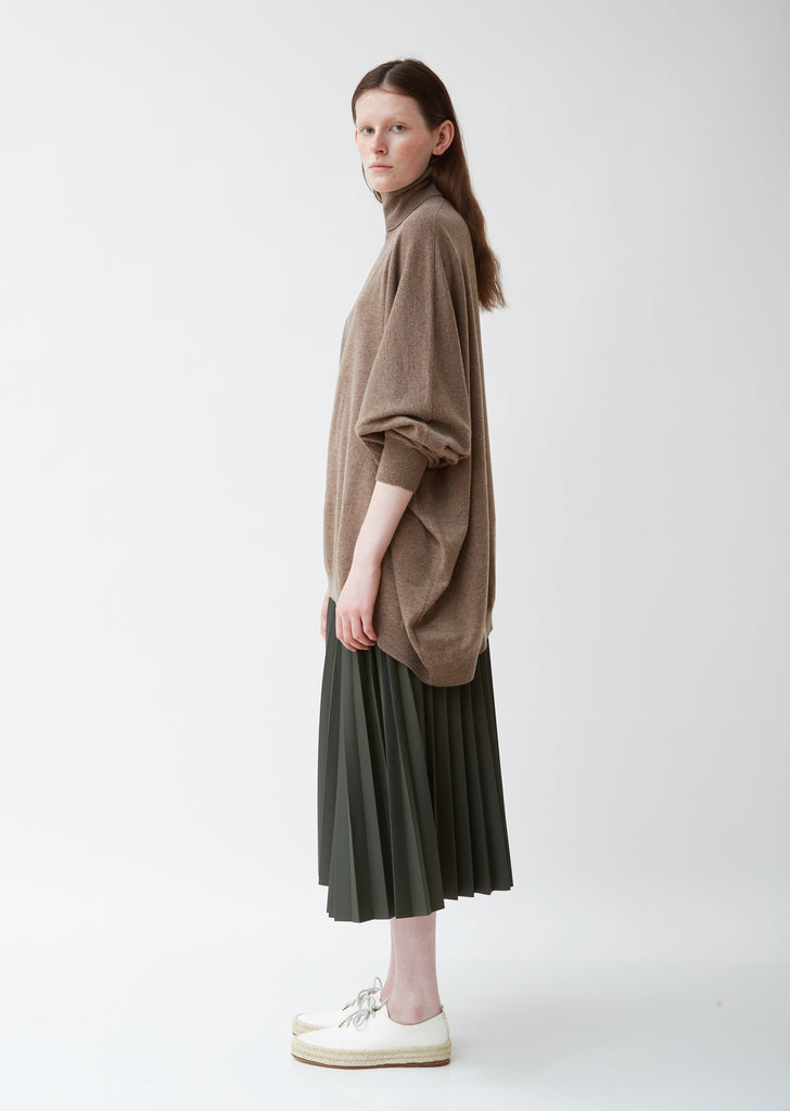 Gauge 12/Distorted Basic Sweater