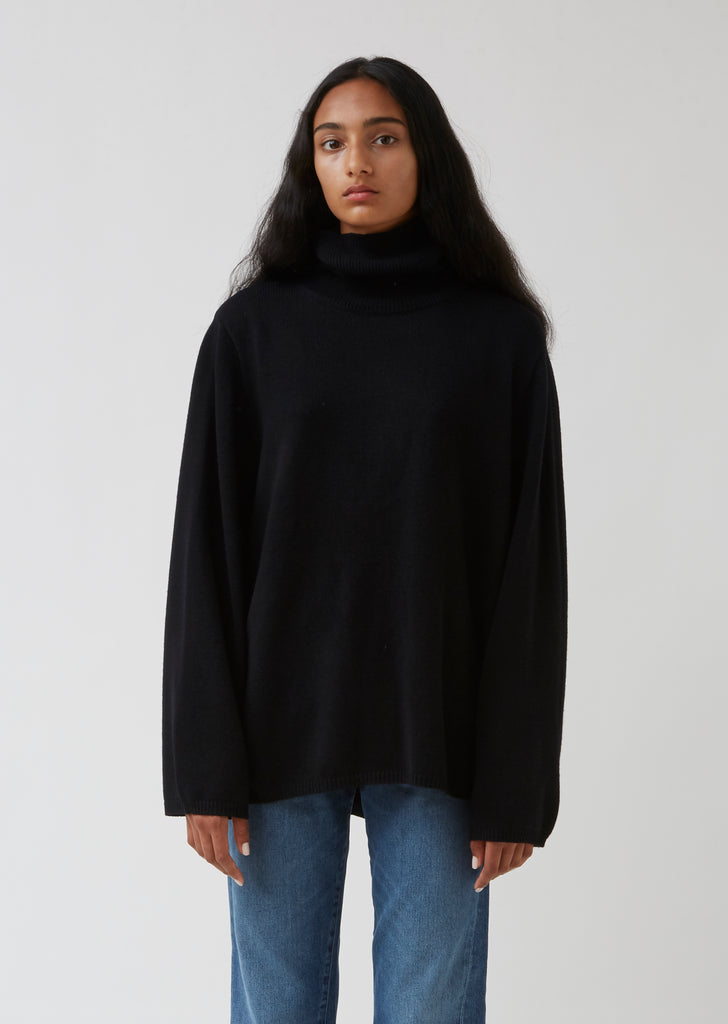 Cambridge Turtleneck Sweater