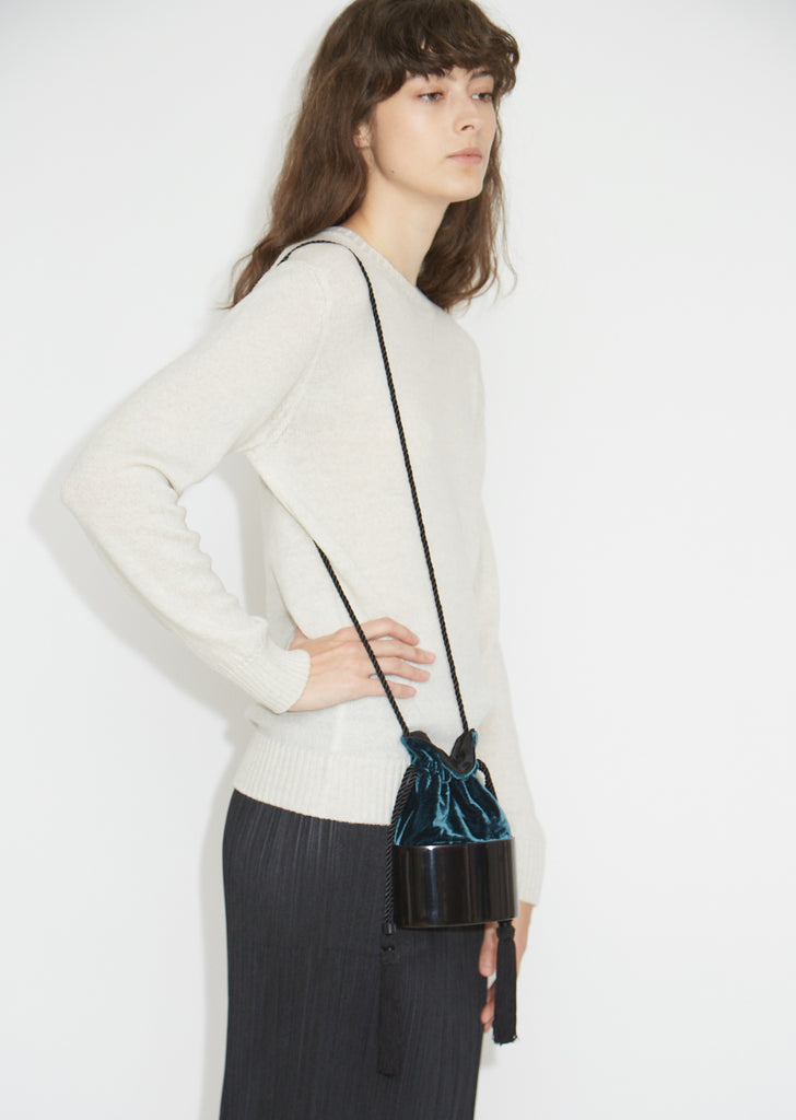 Velvet Lacquer Small Lola