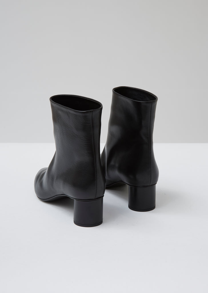 Black Pull On Ankle Boot