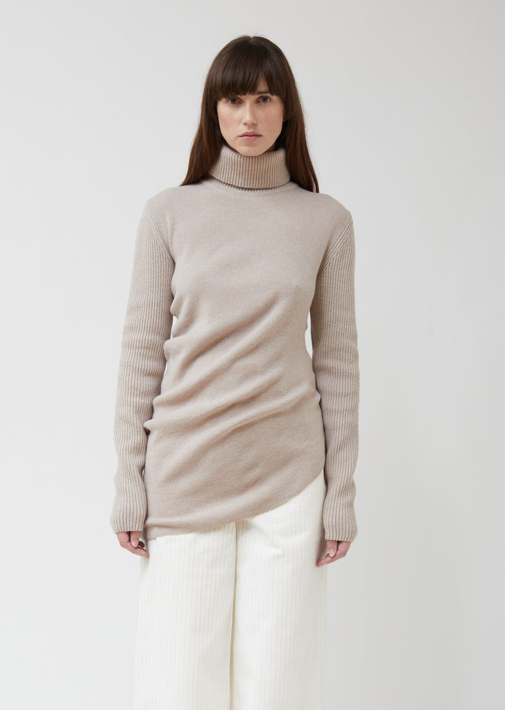 Essential Korka Wool Turtleneck Sweater