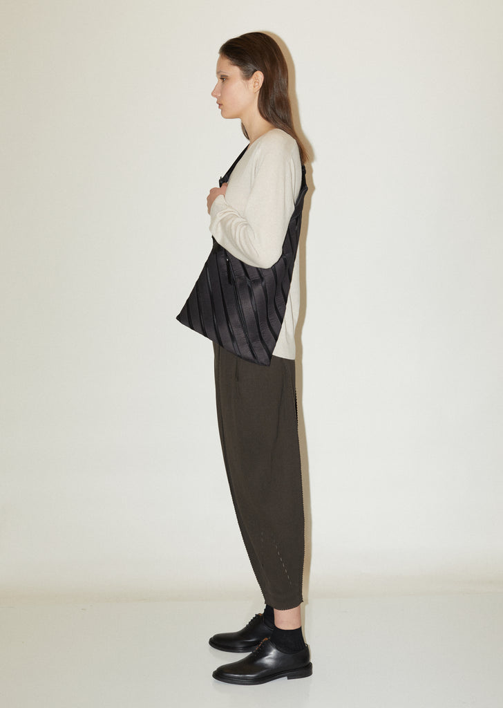 Linear Knit Bag