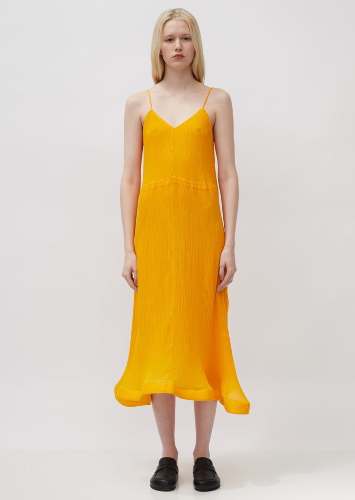 Trumpet Hem Pleat Dress