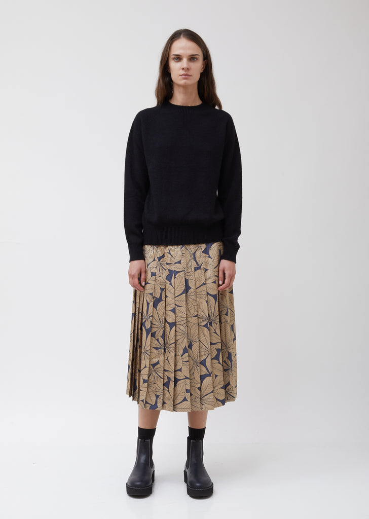 Black Classic Crew Neck Cashmere Sweater