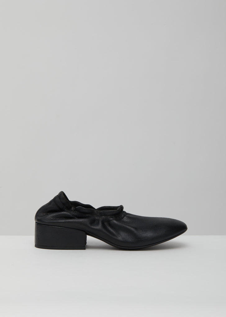 Cubo Decollete Elastic Heel