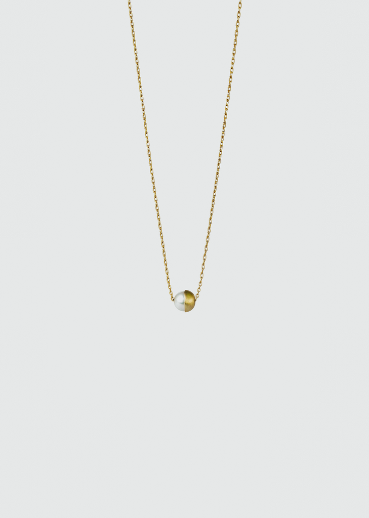 Half Pearl Necklace 90°