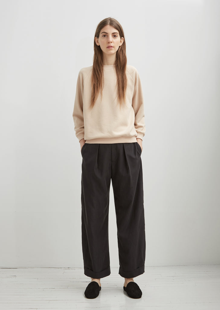 Studio Sweatshirt