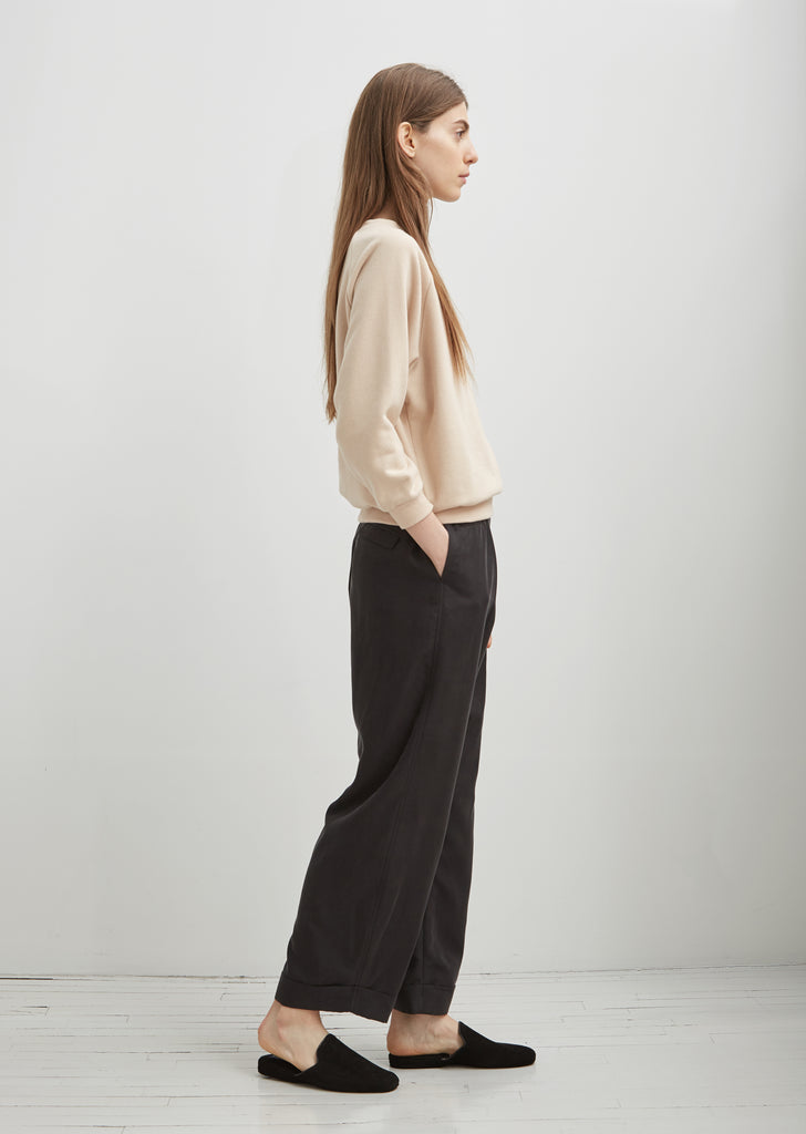 Studio Sweatshirt