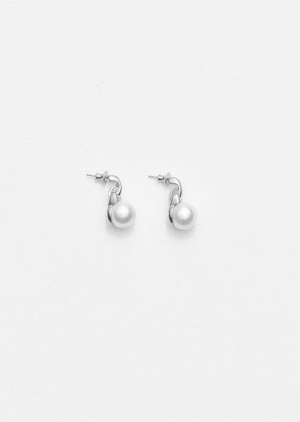 Everyday Pearl Earrings – La Garçonne