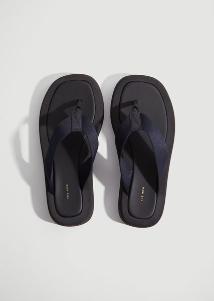☆SALE 【The Row】GINZA Sandal 36.5 The Row Ginza Sandal in Black | FWRD