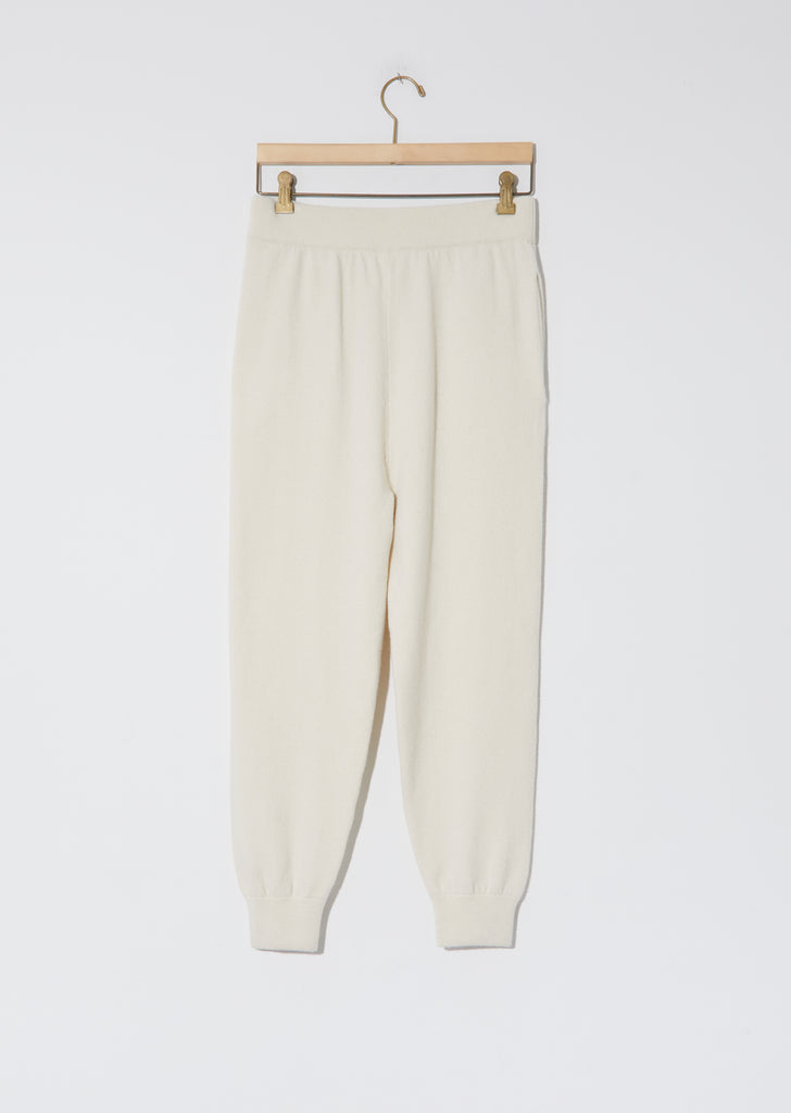 Yogi Slim Joggers — Cream
