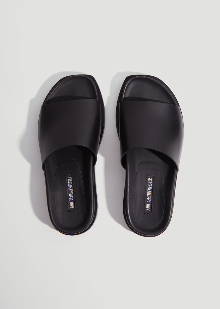 Structured Leather Slides