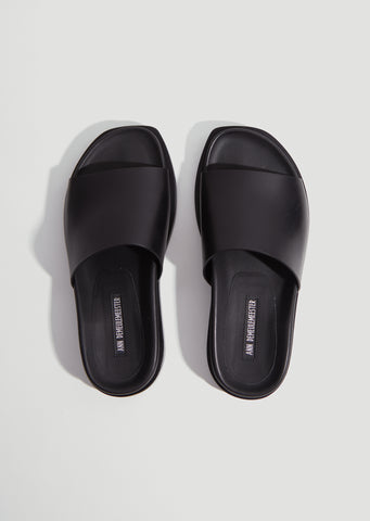 Structured Leather Slides