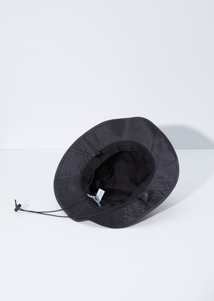 Unisex Brimm Plaque Face Bucket Hat