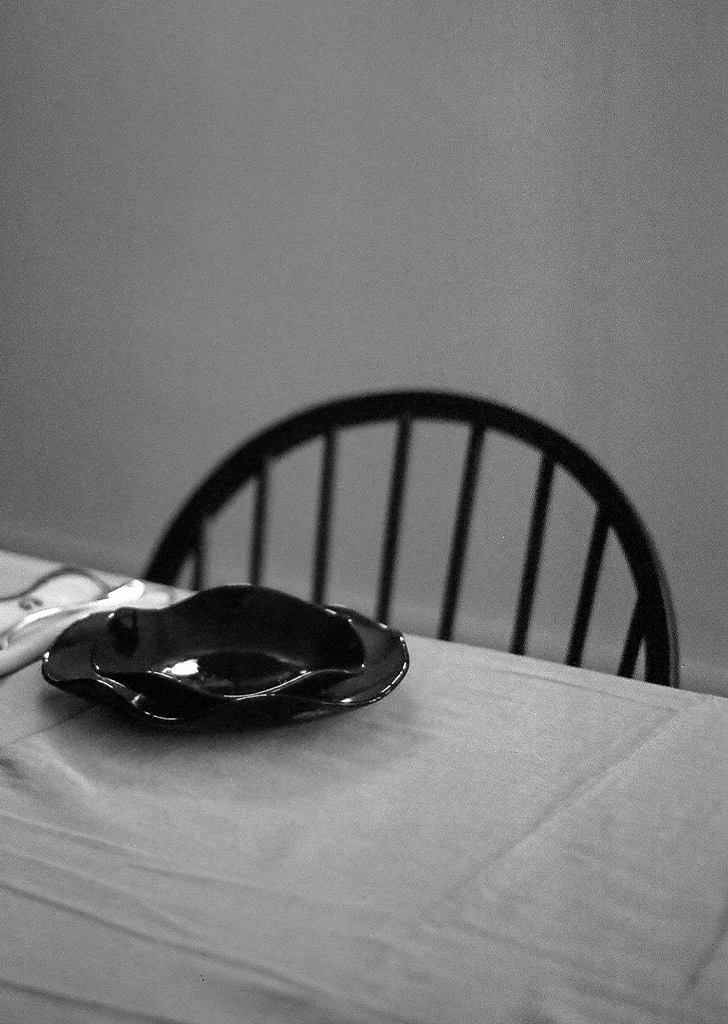 Small Petal Plate — Almond