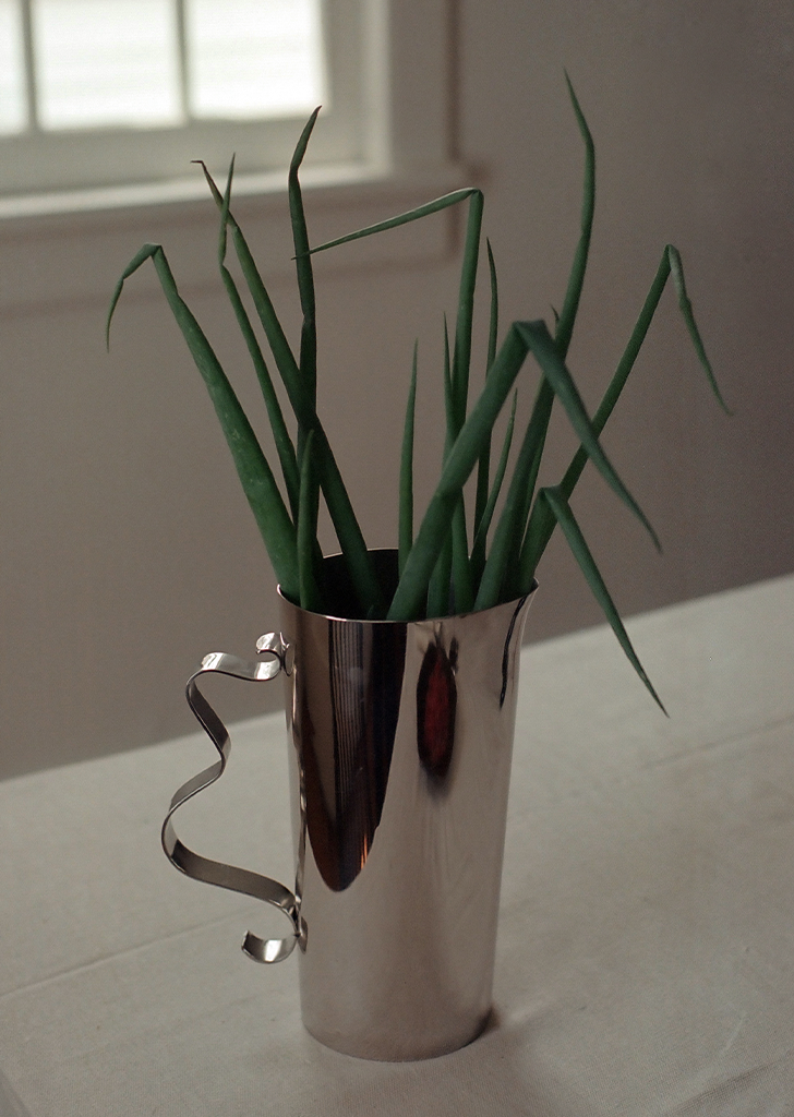 Squiggle Pitcher