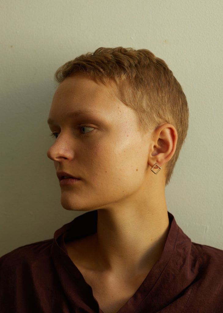 3D Square Earring 01 with Diamond — 10mm